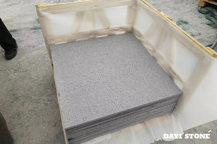 G654-5 Dark Grey Granite Stone Slabs top flamed othrs sawn